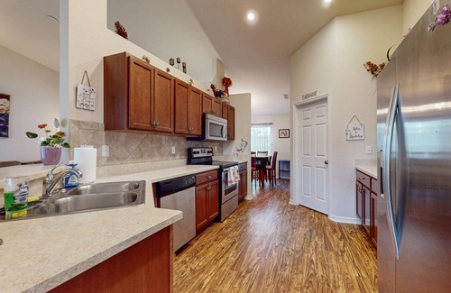 Lakeland House | Gorgeous private home with large yard, between Tampa and Orlando