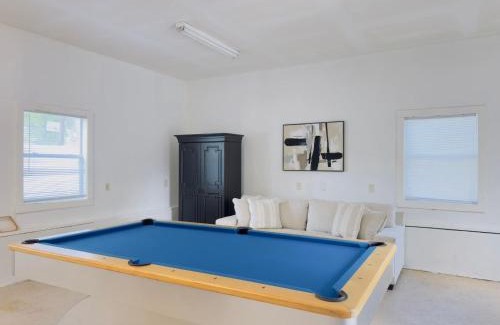 North Myrtle Beach House | Gorgeous Private Villa Pool Hot tub