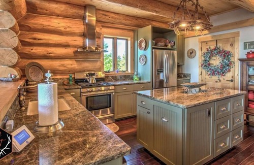 Park County Cabin | Gorgeous, secluded, peaceful, spacious Chalet