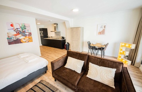 Kop van Zuid Apartment | Gorgeous serviced studio 46m2 -PRH14G-