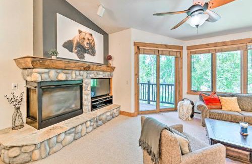 Steamboat Springs House | Gorgeous Steamboat Townhome Shuttle to Ski Resort