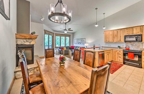 Steamboat Springs House | Gorgeous Steamboat Townhome Shuttle to Ski Resort