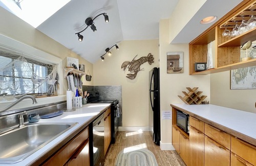 Boothbay Harbor House | Gorgeous Townhouse in Spruce Point with Inn Access and Resort Amenities!