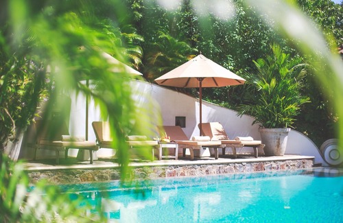 Midigama Villa | Gorgeous Villa Near Lake with Private Infinity POOL