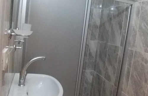 Adalar Hotel | Gorkemli Hotel