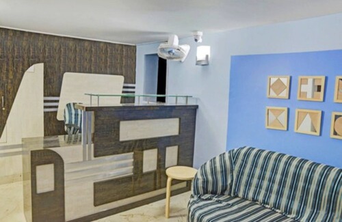 Kolkata Hotel | Goroomgo Amit Guest House Tagore Park Kolkata