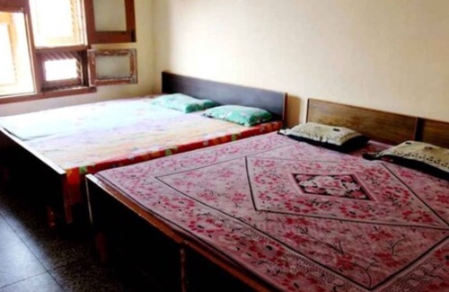 Haridwar House | Goroomgo Gayatri Guest House Haridwar