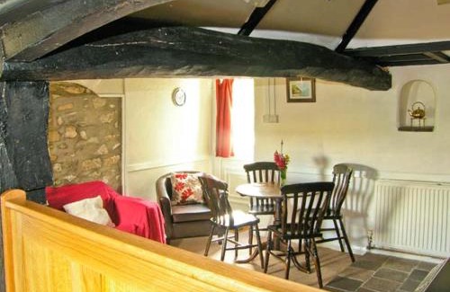 Llandysul House | Gorrig Bwthyn