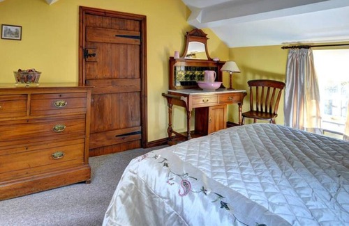 Llanfair Caereinion House | Gors in the beautiful Welshpool