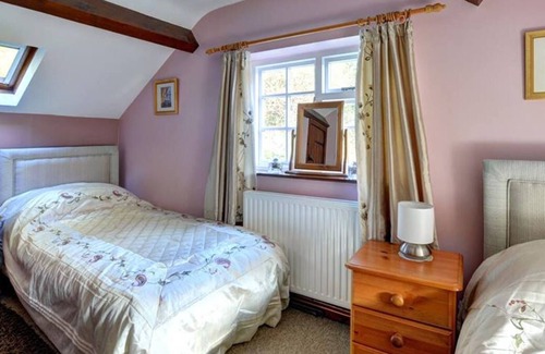 Llanfair Caereinion House | Gors in the beautiful Welshpool