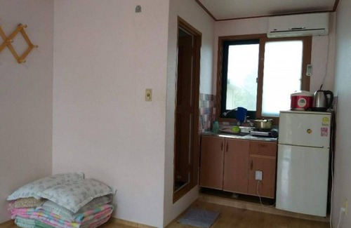 Goseong-gun House | Goseong Hoon Pension