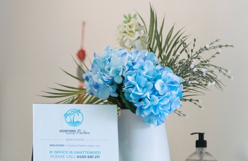West Gosford Hotel | Gosford Palms Motor Inn