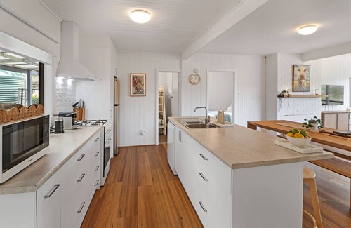 Goughs Bay House | Goughs Gem