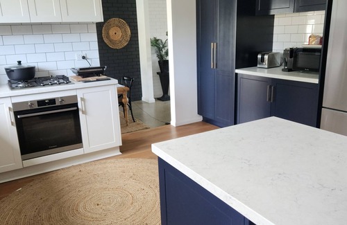 South Grafton House | Gourmet Kitchen,swimming pool,Games rooms.Outdoor area with BBQ and table