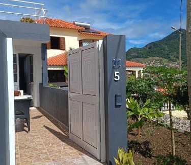 Machico Apartment | Gouveia Family Escape