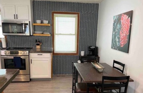 Crossville House | Graceful renovated home with pond near golf and town