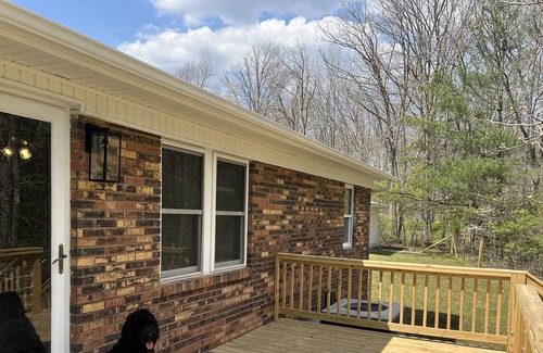 Crossville House | Graceful renovated home with pond near golf and town