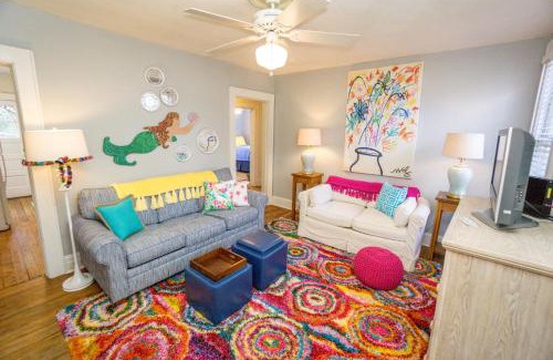 Beaufort House | Graduations Welcome! Bayside Bungalow Close Proximity to Downtown Beaufort and Parris Island