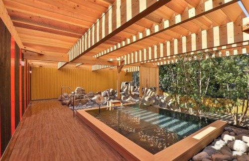 Tsubaki Onsen Hotel | Grampus Sea