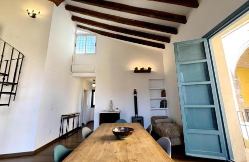 El Pilar Apartment | Gran apartamento con vista a las torres de Quart