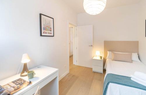 Rochapea Apartment | Gran apartamento tipo loft a 15 minutos del centro