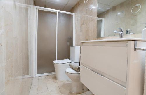 Centro Comercial Apartment | Gran Capitan Boulevard