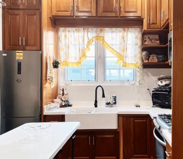 San Ignacio Apartment | Gran Martina's Abode - Cozy apartment with WiFi and AC