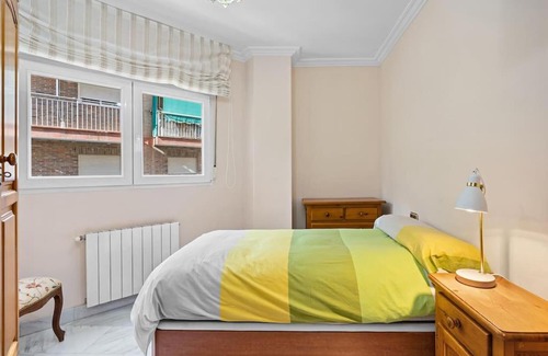 Camino de Ronda Apartment | GRANADA Piso en calle Arabial 117 JUNTO A EL CORTE INGLÉS