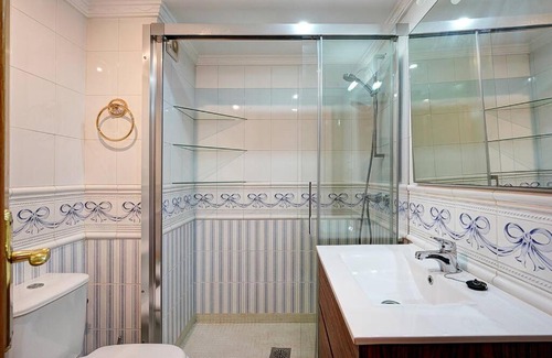 Camino de Ronda Apartment | GRANADA Piso en calle Arabial 117 JUNTO A EL CORTE INGLÉS