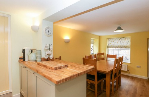 Warminster Cottage | Granary Cottage