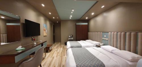 Cairo Hotel | Grand Bayan Hotel & Apt at Nile Plaza