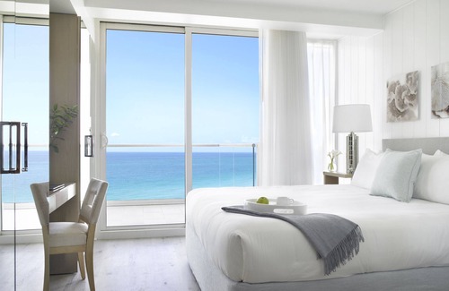 Surfside Hotel | Grand Beach Hotel Surfside