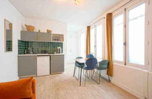 Quartier du Faubourg-Montmartre Apartment | GRAND BOULEVARD, OPÉRA, suite 1 chambre 2 à 4P