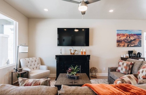Hildale House | Grand Canyon-4bed,3bath,hot tub