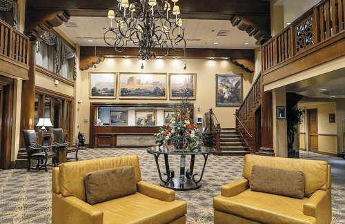 Williams Hotel | Grand Canyon Railway & Hotel