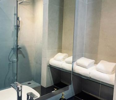 Kesawan Hotel | Grand Central Premier