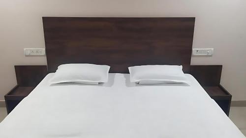 Banda Hotel | Grand Darbar
