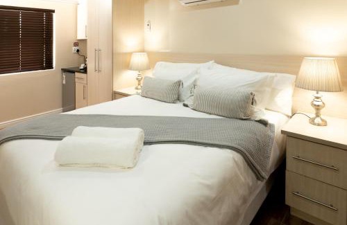 Jeffreys Bay Bed & Breakfast | Grand House Lodge And SPA Jeffreys Bay