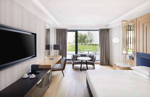 Neos Kosmos Hotel | Grand Hyatt Athens
