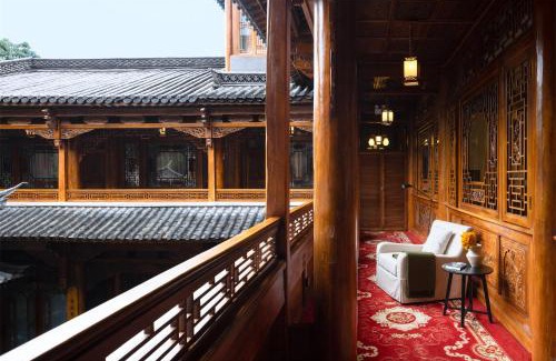 Gucheng Hotel | GRAND JOLi糖音谭影客栈