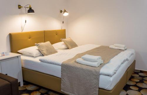 Felheviz Boat Rental | Grand Jules - Boat Hotel