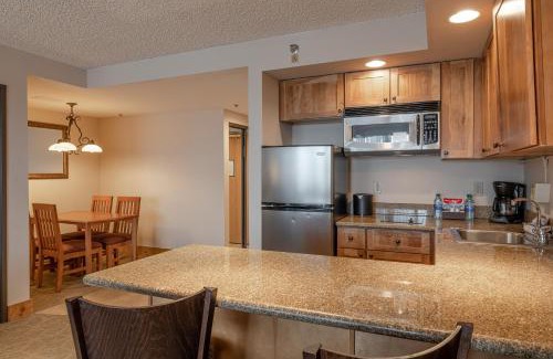 Crested Butte Apartment | Grand Lodge 1-Bedroom Condo with 3 Queens & Close to Everything condo