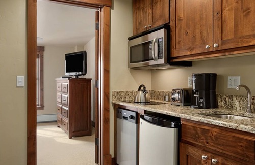 Breckenridge Resort | Grand Lodge on Peak 7
