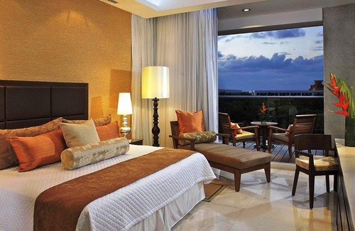 Downtown Cancun Resort | Grand Luxxe Jr Villa, Playa del Carmen, Riviera Maya, Mexico