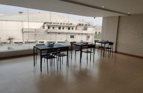 Hyderabad Hotel | Grand Manor Suites