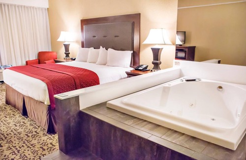 Branson Hotel | Grand Oaks Hotel