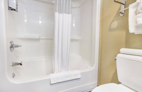 Branson Hotel | Grand Oaks Hotel
