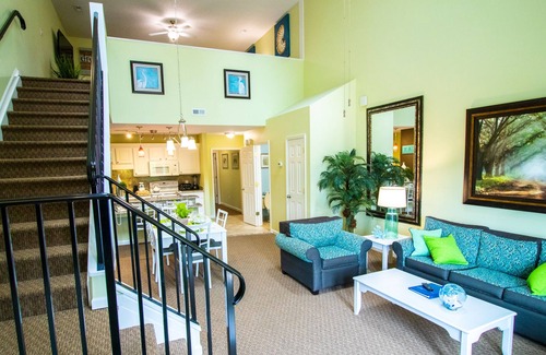 Surfside Beach Hotel | Grand Palms Resort