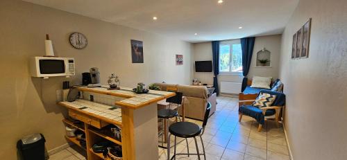 Barcelonnette Apartment | Grand Studio Tout Confort pour 3 personnes avec linge en supplément