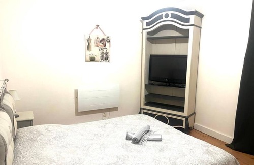 Biguglia Apartment | Grand t2 de 53m2 en rez de Villa. Entrée Indépendante, Jardin et Terrasse